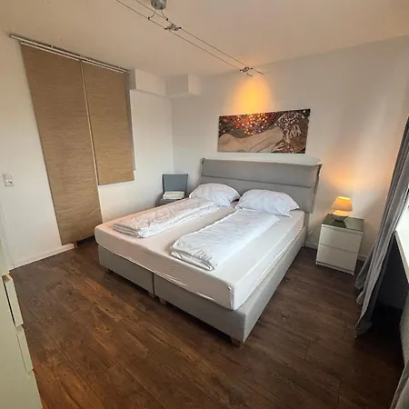 Daire Loft Living Am Hohenzollernring *